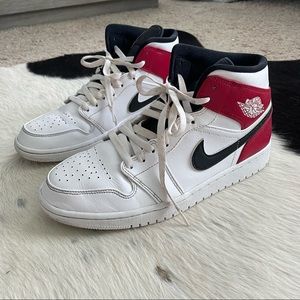 Air Jordan 1 Mid GS Chicago